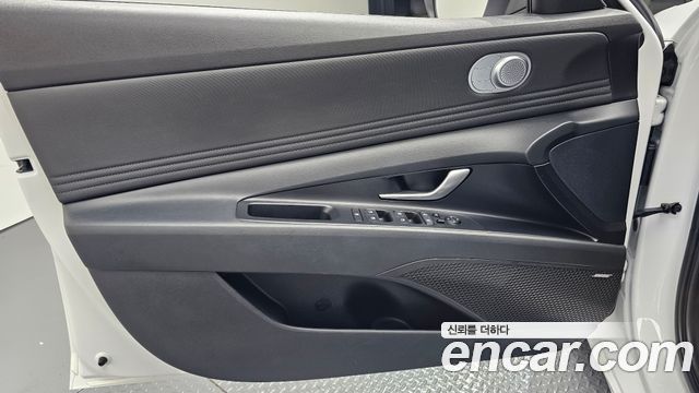 Hyundai AVANTE 2021 — photo 14