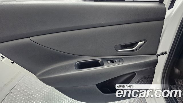 Hyundai AVANTE 2021 — photo 15