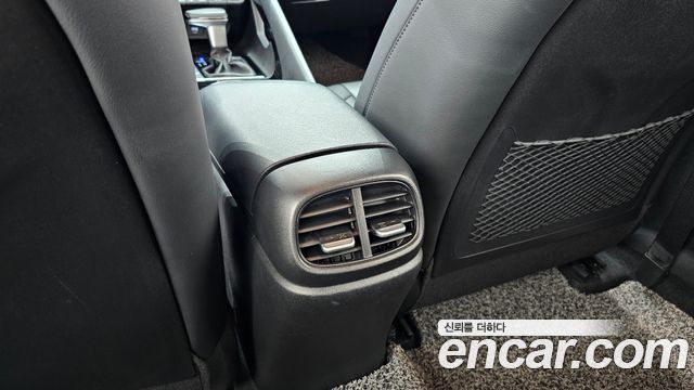 Hyundai AVANTE 2021 — photo 33