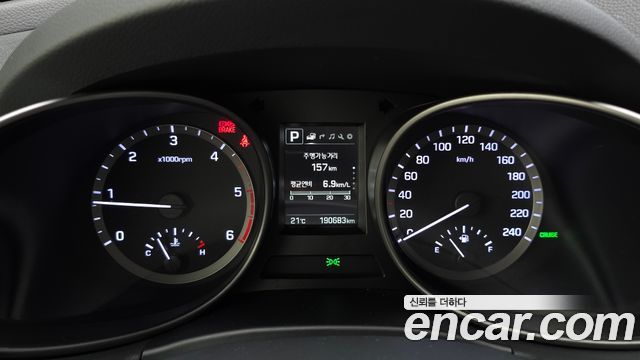 Hyundai Santafe 2016 — photo 8