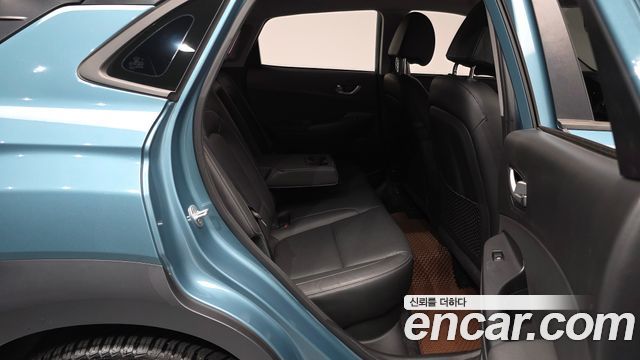Hyundai Kona 2018 — photo 17