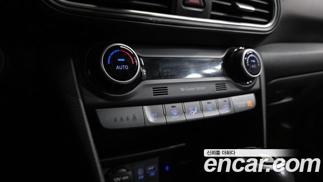 Hyundai Kona 2018 — photo 32