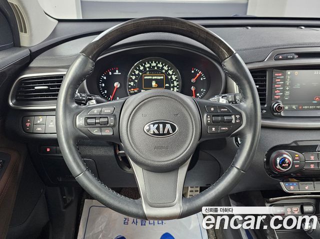 Kia Sorento 2017 — photo 13