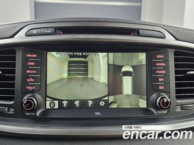 Kia Sorento 2017 — photo 15