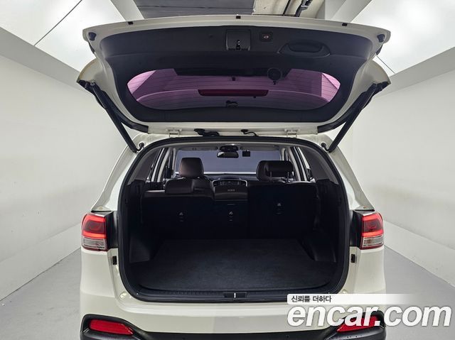 Kia Sorento 2017 — photo 19