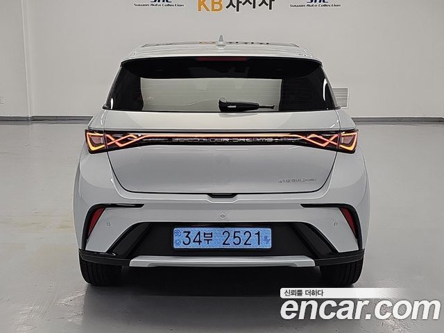 BYD Dolphin 2026 — photo 3