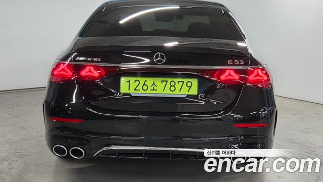 Mercedes-Benz E-Class 2026 — photo 4