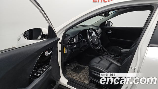 Kia Niro 2018 — photo 13