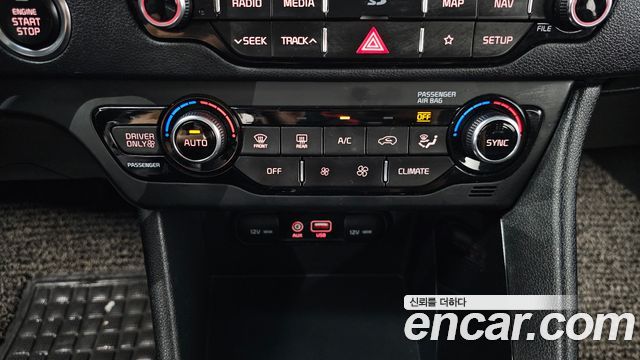 Kia Niro 2018 — photo 23