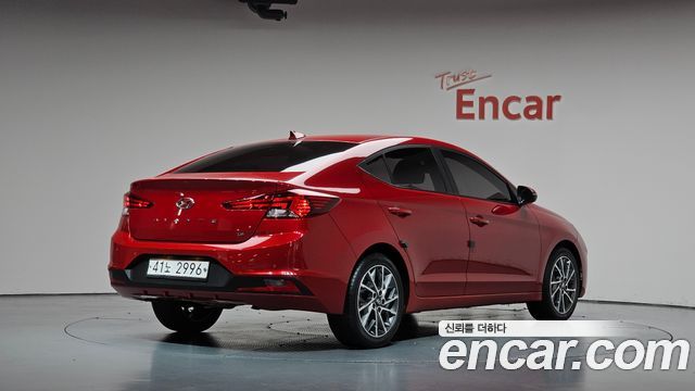 Hyundai AVANTE 2019 — photo 2