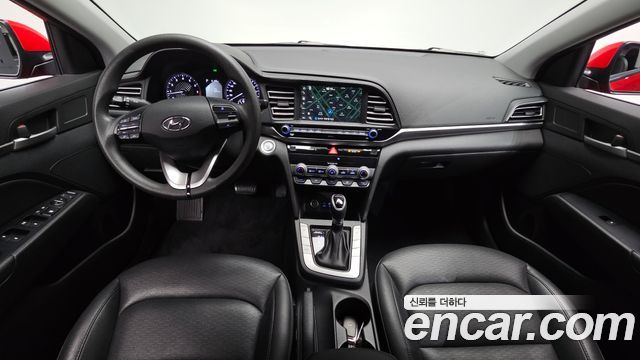 Hyundai AVANTE 2019 — photo 10