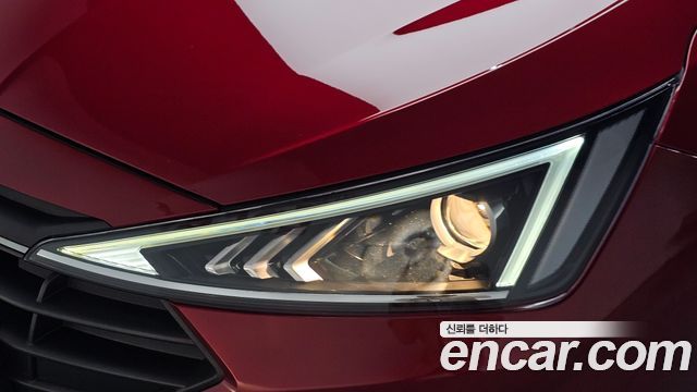 Hyundai AVANTE 2019 — photo 8