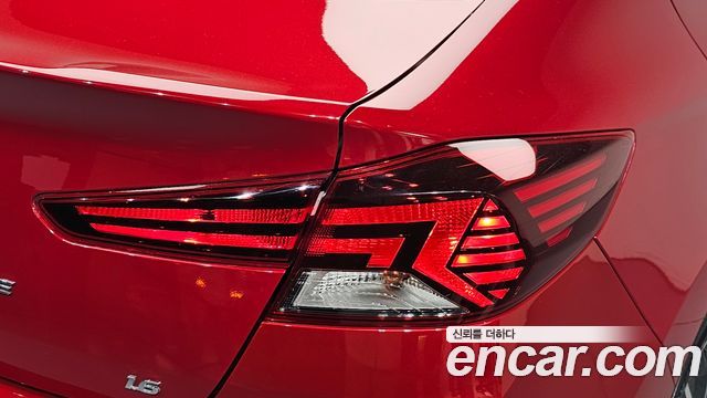 Hyundai AVANTE 2019 — photo 9