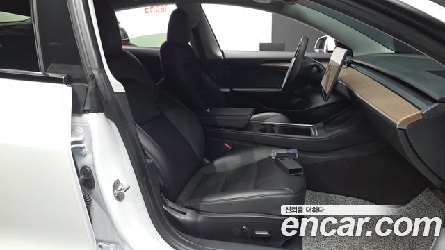 Tesla Model 3 2021 — photo 17