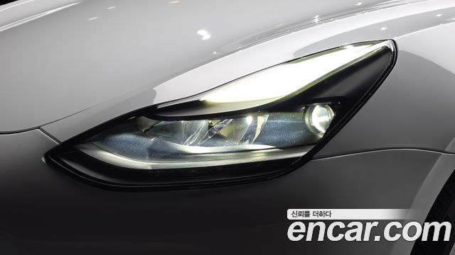 Tesla Model 3 2021 — photo 8