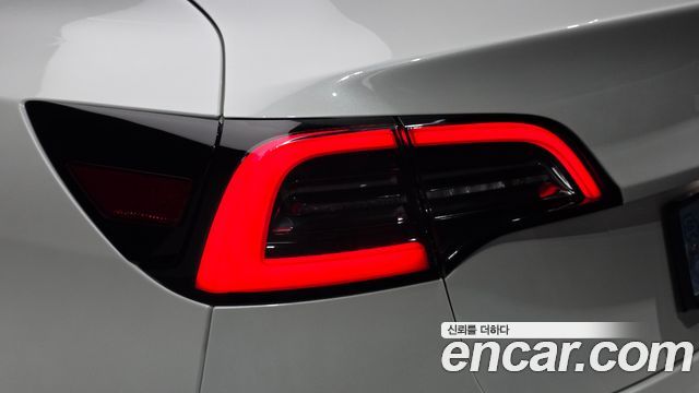 Tesla Model 3 2021 — photo 9