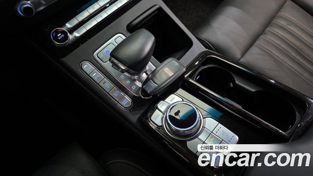 Genesis G90 2020 — photo 9