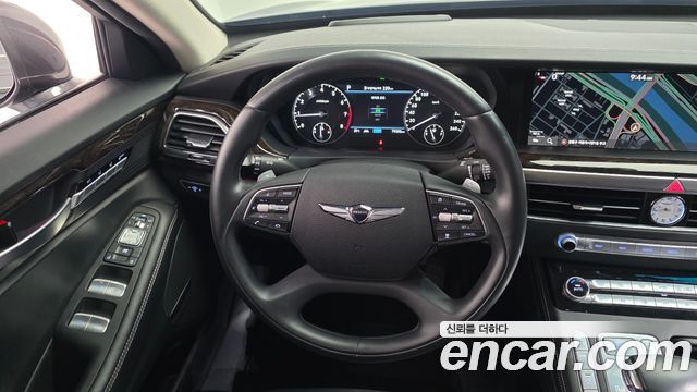 Genesis G90 2020 — photo 13