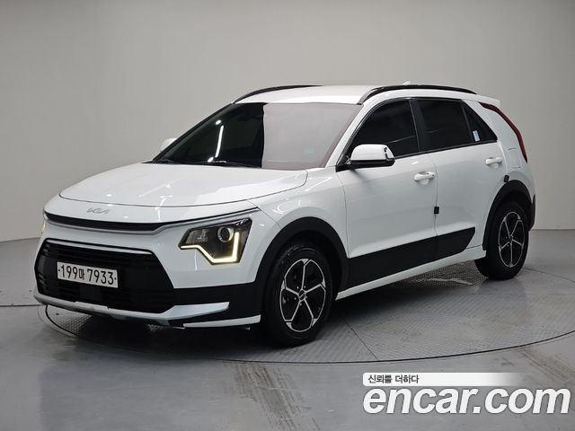 Kia Niro 2022 — photo 1