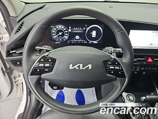 Kia Niro 2022 — photo 9