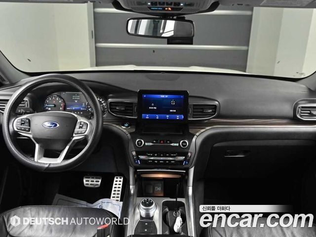 Ford Explorer 2020 — photo 7