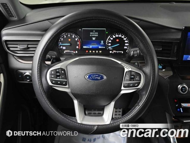 Ford Explorer 2020 — photo 13