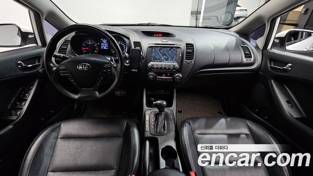 Kia K3 2013 — photo 7
