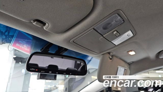 Kia K3 2013 — photo 17