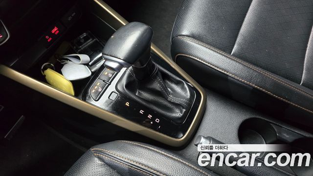 Kia Stonic 2018 — photo 12