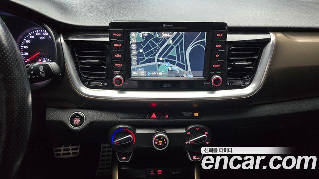 Kia Stonic 2018 — photo 20