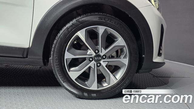 Kia Stonic 2018 — photo 7