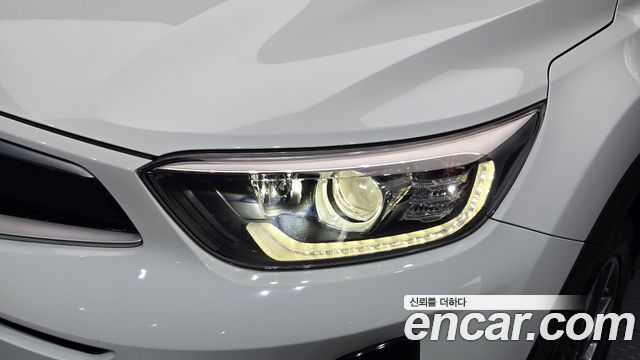 Kia Stonic 2018 — photo 8