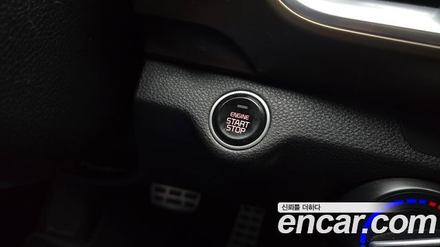 Kia Stonic 2018 — photo 27