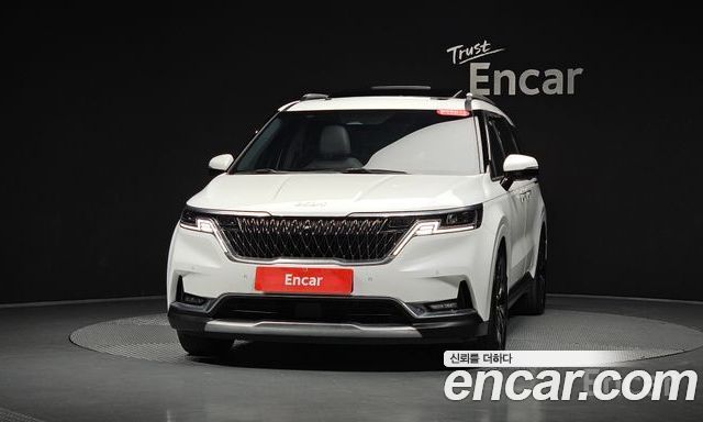 Kia Canival 2021 — photo 4