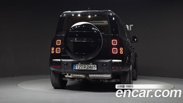 Land Rover Defender 2026 — photo 4
