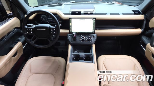 Land Rover Defender 2026 — photo 10