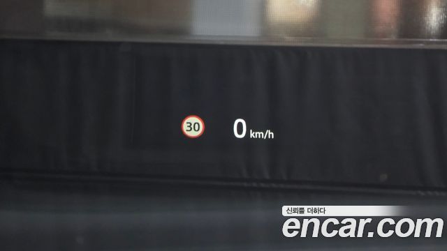 Land Rover Defender 2026 — photo 20