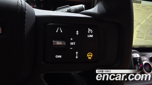 Land Rover Defender 2026 — photo 31