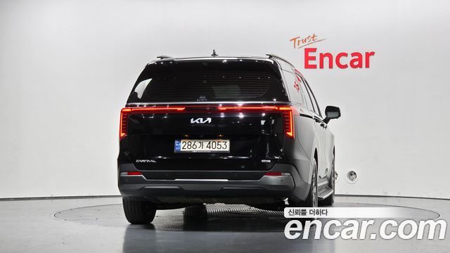 Kia Canival 2025 — photo 4