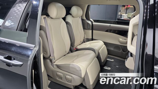 Kia Canival 2025 — photo 18