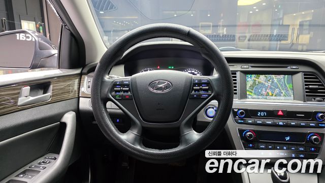 Hyundai Sonata 2015 — photo 14