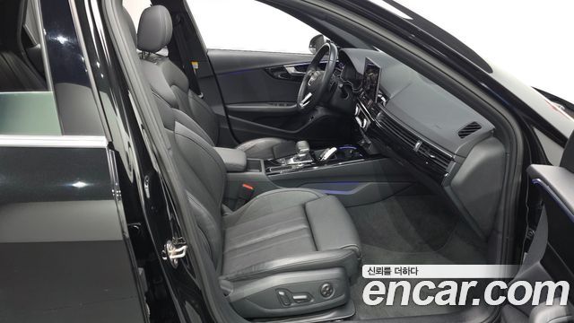 Audi A4 2021 — photo 17