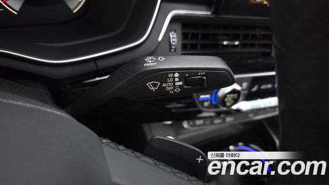 Audi A4 2021 — photo 27