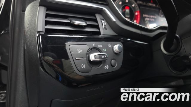 Audi A4 2021 — photo 30