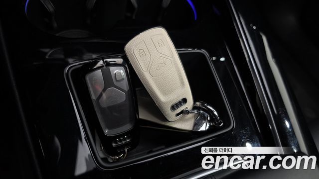Audi A4 2021 — photo 33