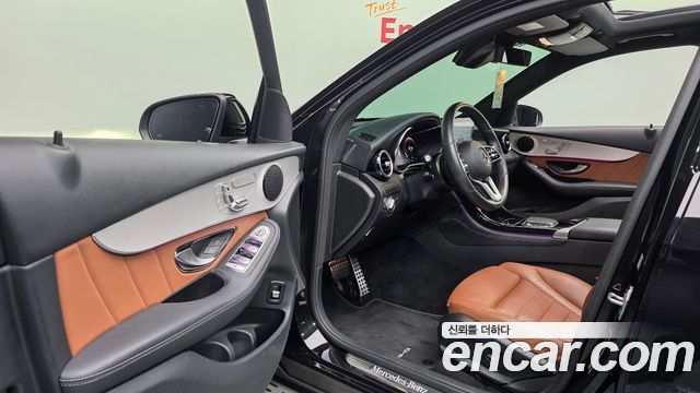 Mercedes-Benz GLC-Class 2020 — photo 13