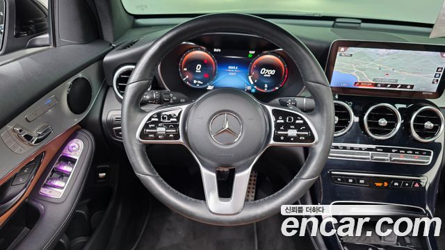 Mercedes-Benz GLC-Class 2020 — photo 19