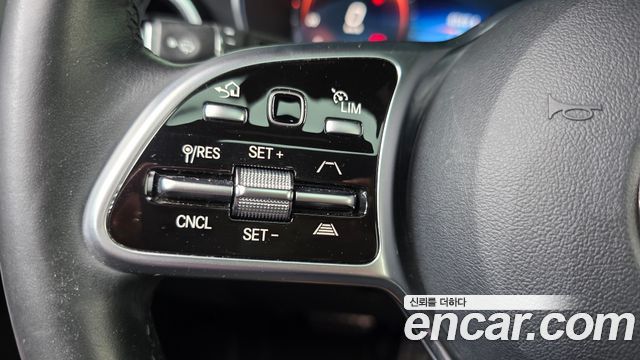 Mercedes-Benz GLC-Class 2020 — photo 25
