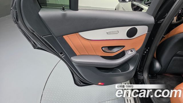 Mercedes-Benz GLC-Class 2020 — photo 15