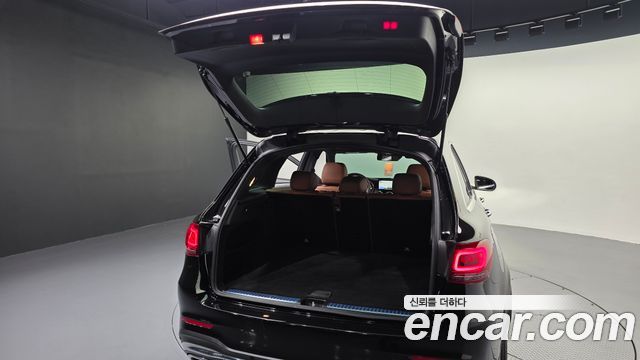 Mercedes-Benz GLC-Class 2020 — photo 33
